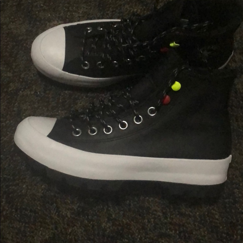 Converse Lugged Winter boots leather size 8 1/2